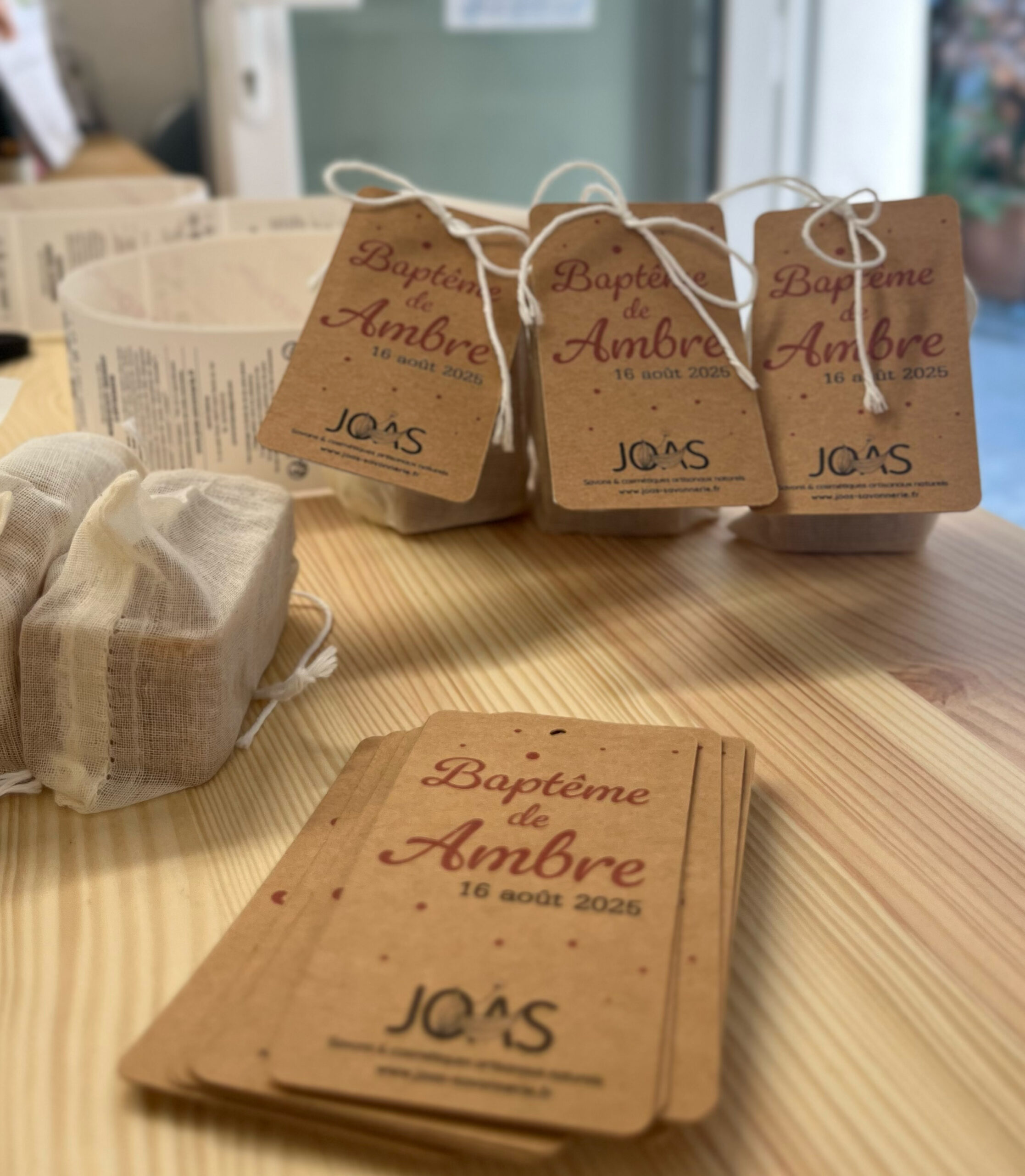 Personnalisation de savons et cosmétiques naturels par Joas Savonnerie