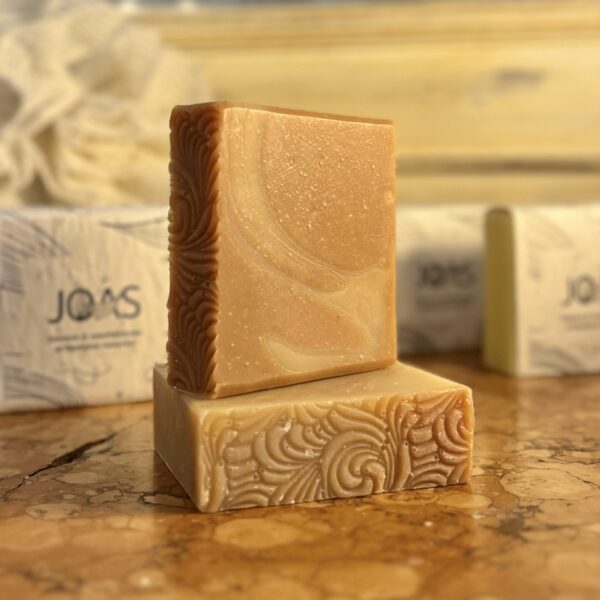 Savon abricot et géranium rosat, lavande